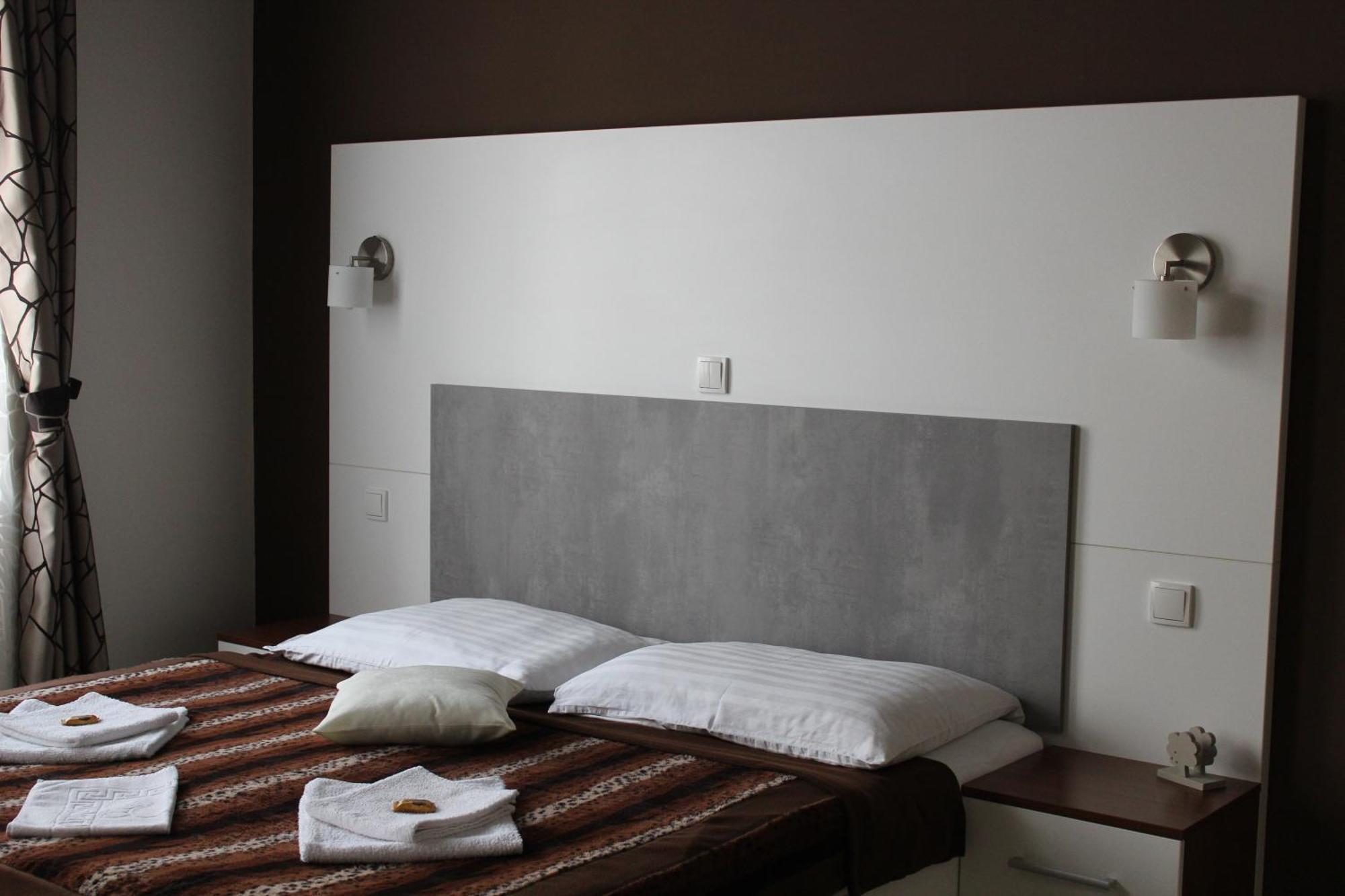 Apartments Verona Karlovy Vary Esterno foto