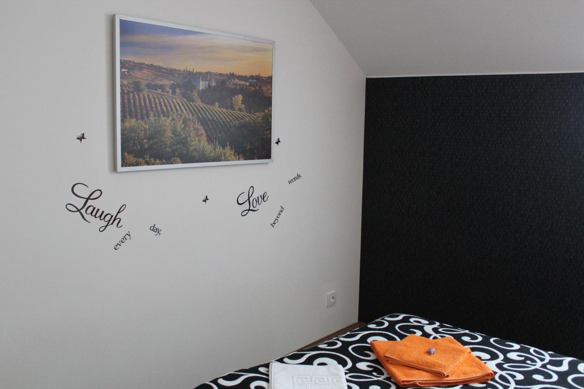 Apartments Verona Karlovy Vary Esterno foto